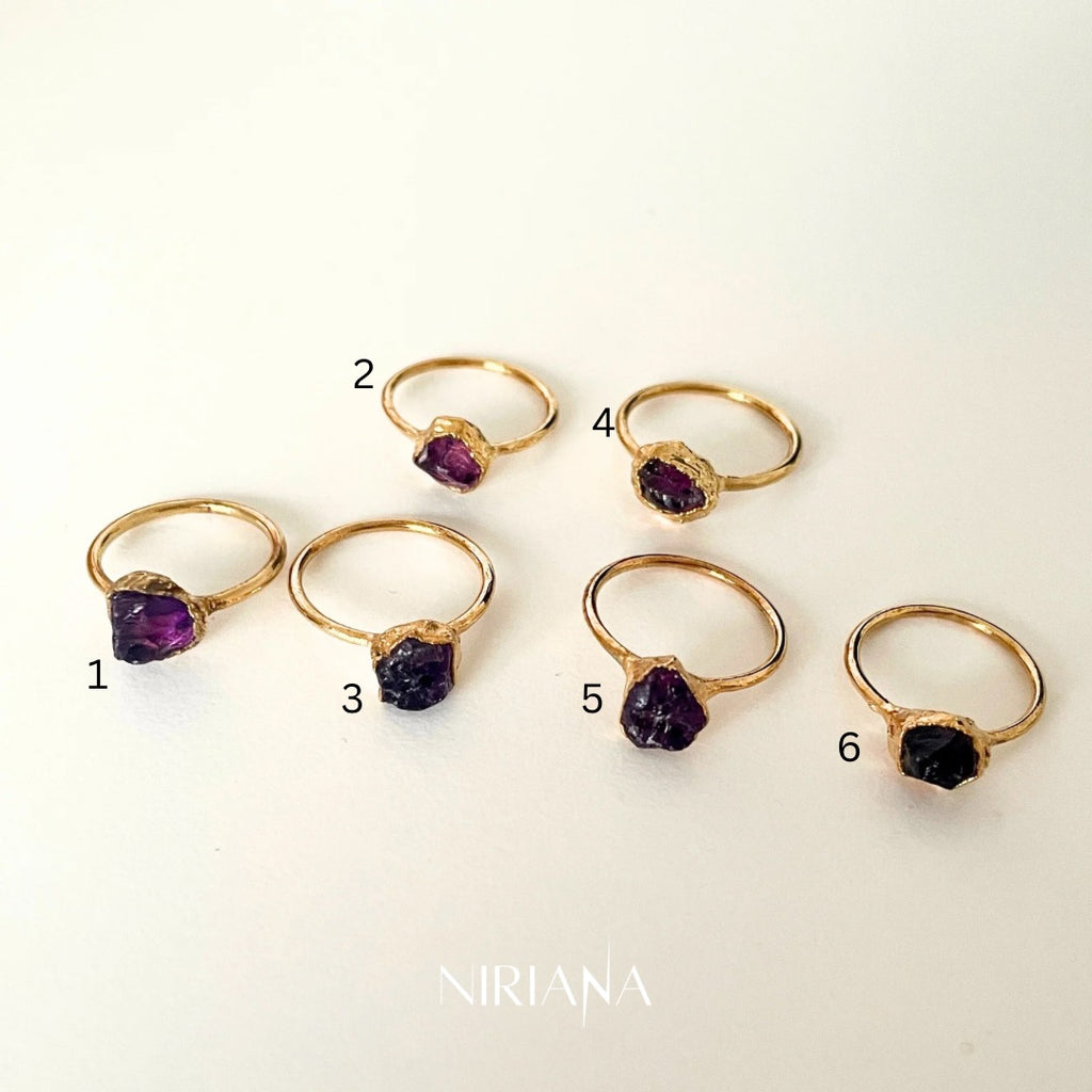 AMETHYST GOLD RING