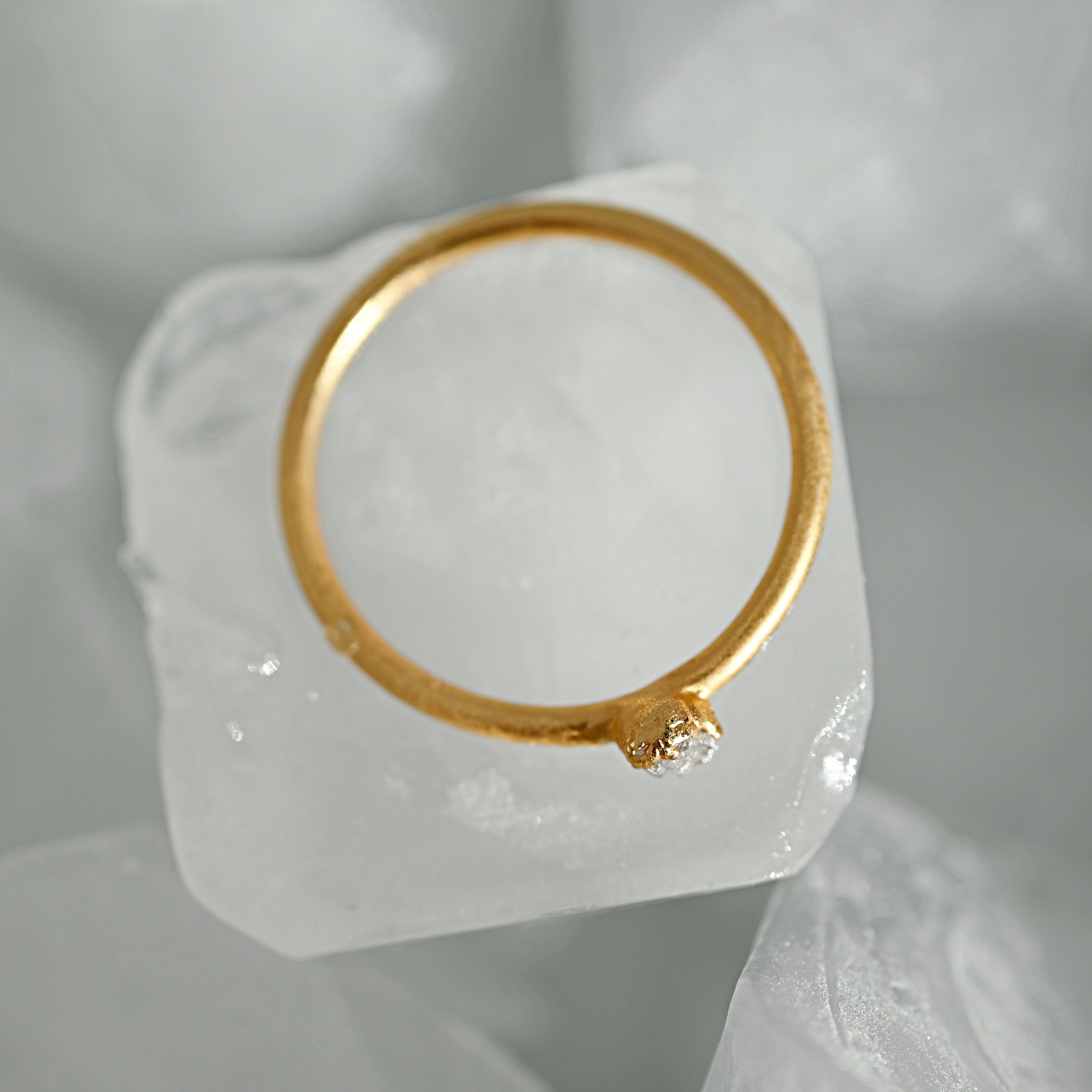 RAW DIAMOND MINI RING
