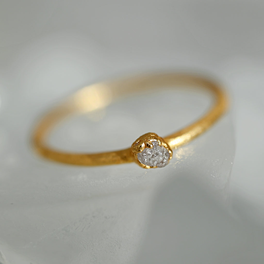 RAW DIAMOND MINI RING