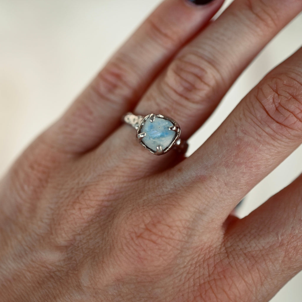 TEXTURED MOONSTONE SILVER RING