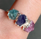 UNIQUE THREE-STONE RING