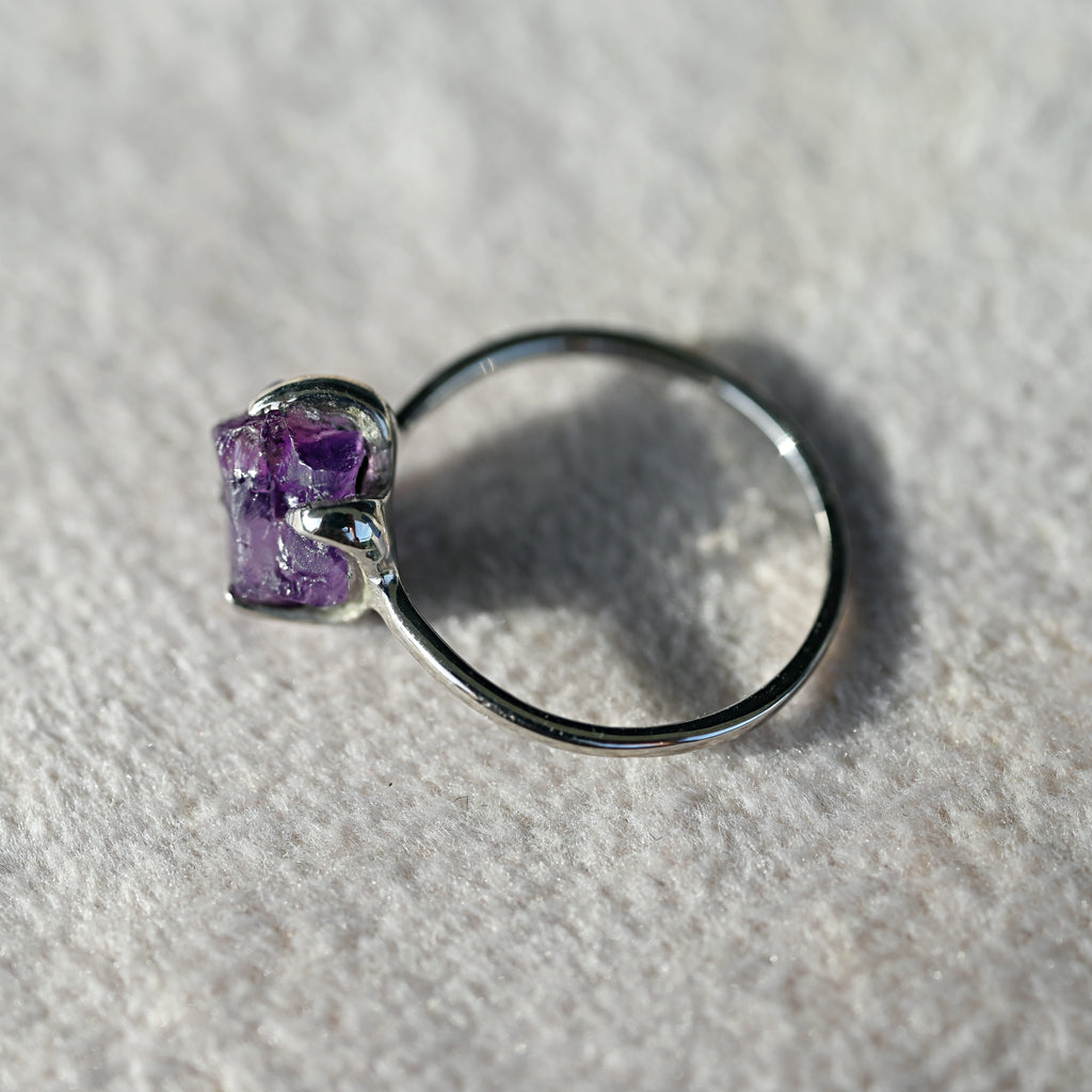 AMETHYST SILVER RING