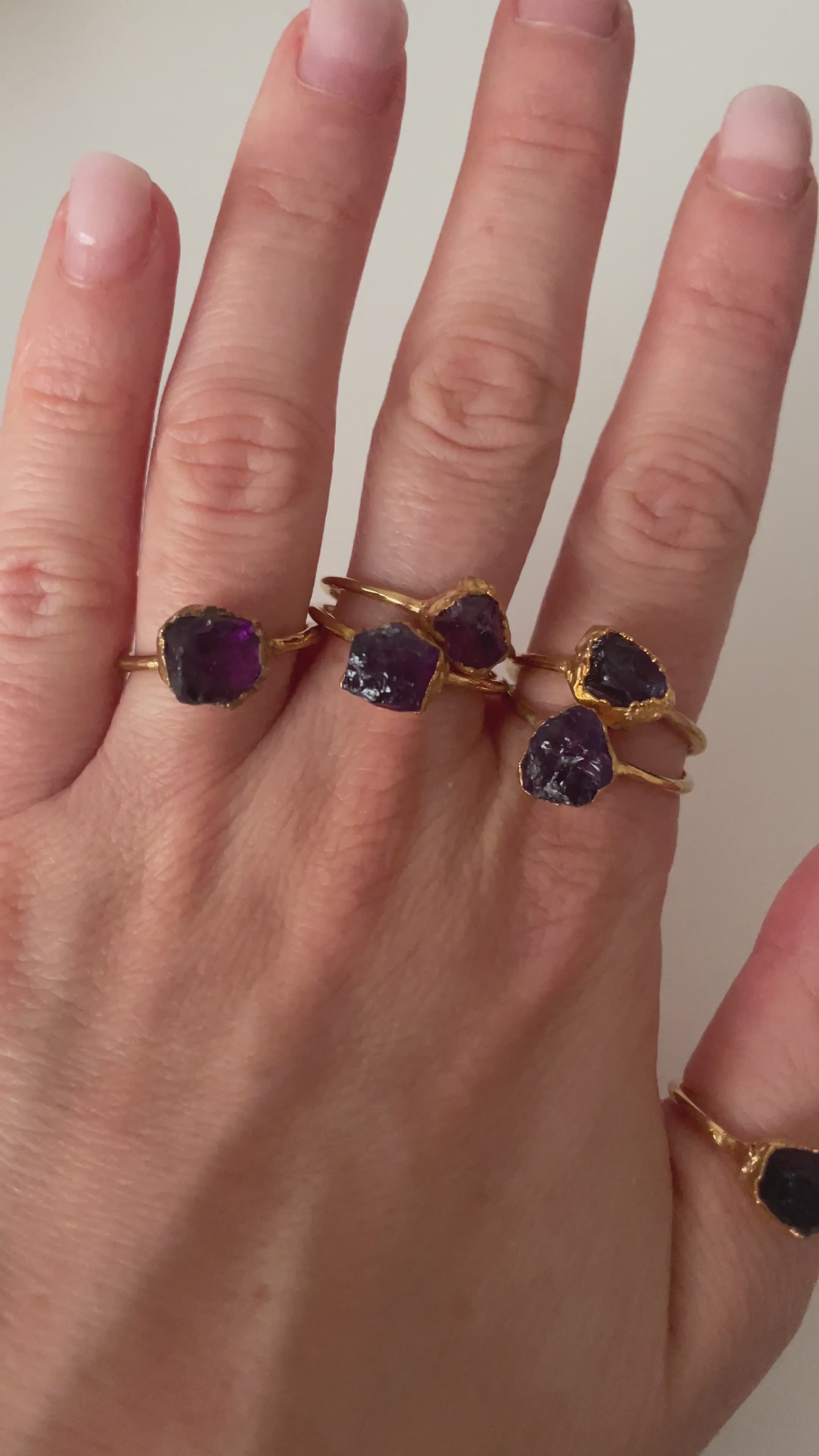 AMETHYST GOLD RING