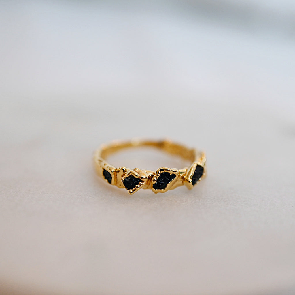 BLACK TOURMALINE STRUCTURED RING