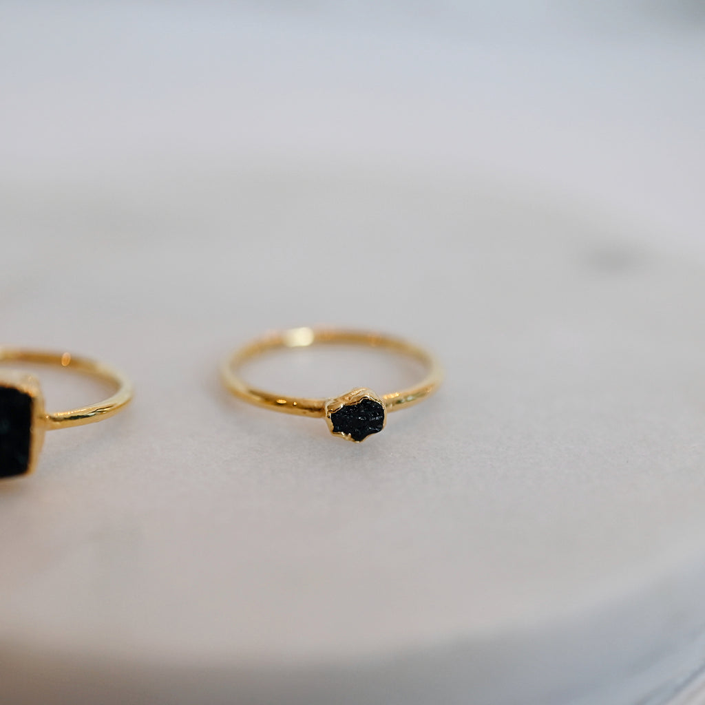 BLACK TOURMALINE MINI RING