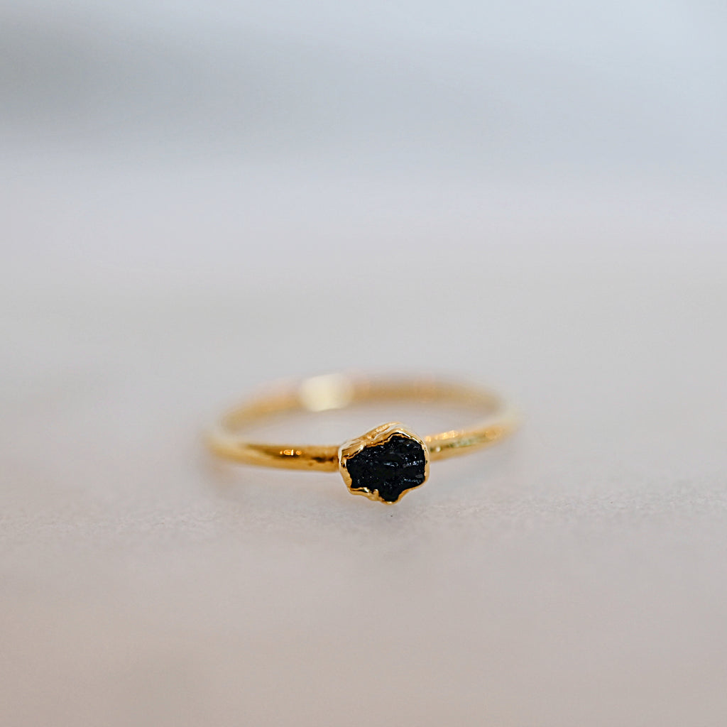 BLACK TOURMALINE MINI RING