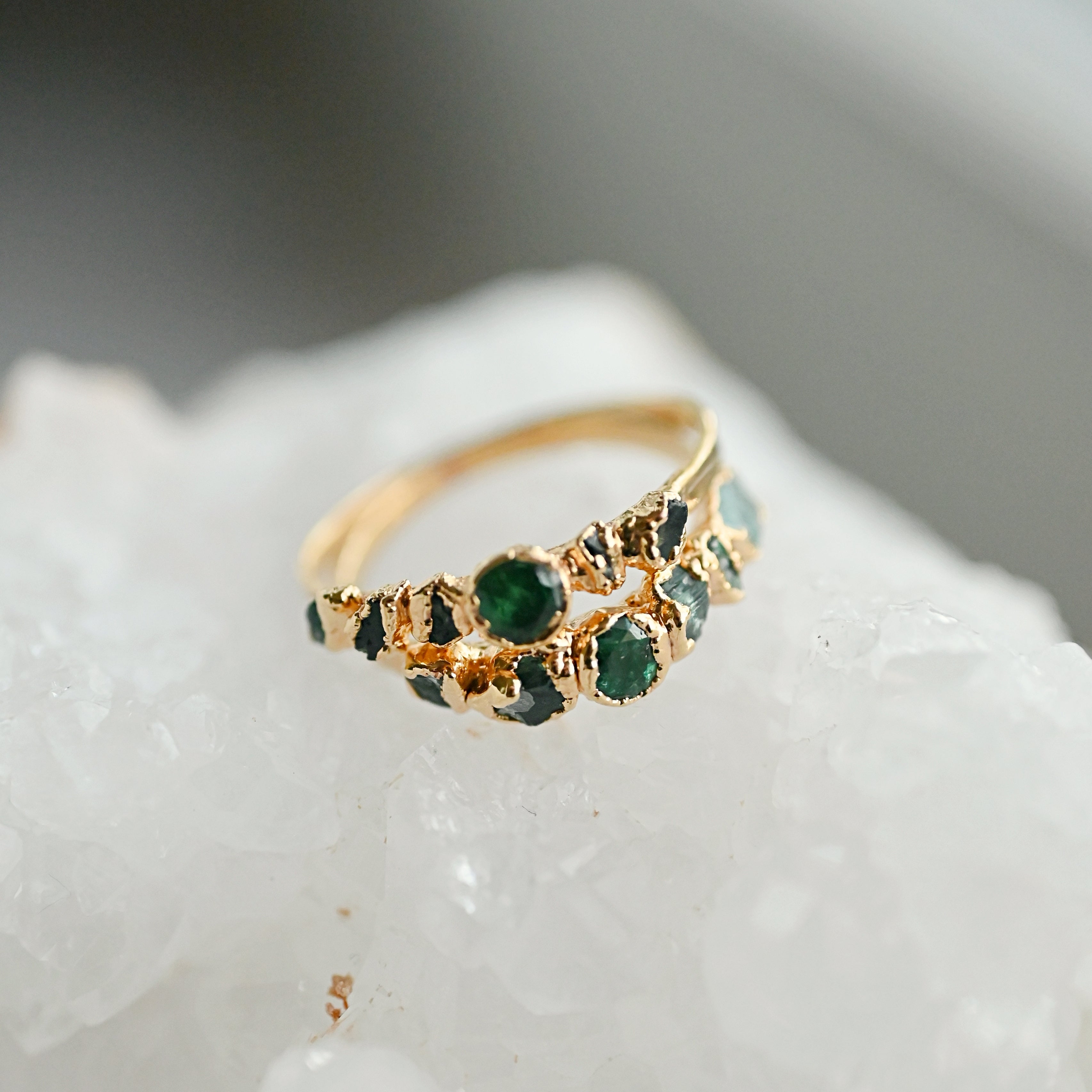 EMERALD STATEMENT RING WITH CUT EMERALD