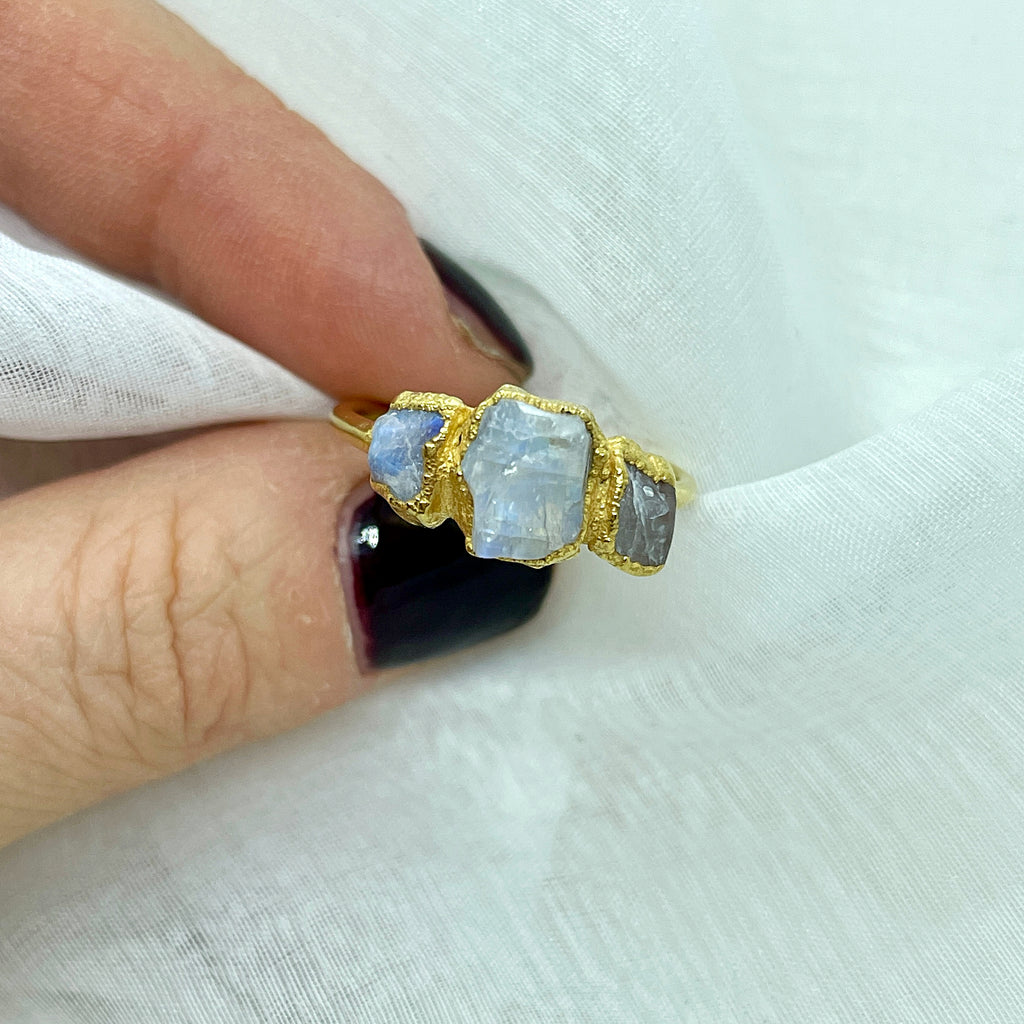 TRIPLE MOONSTONE RING