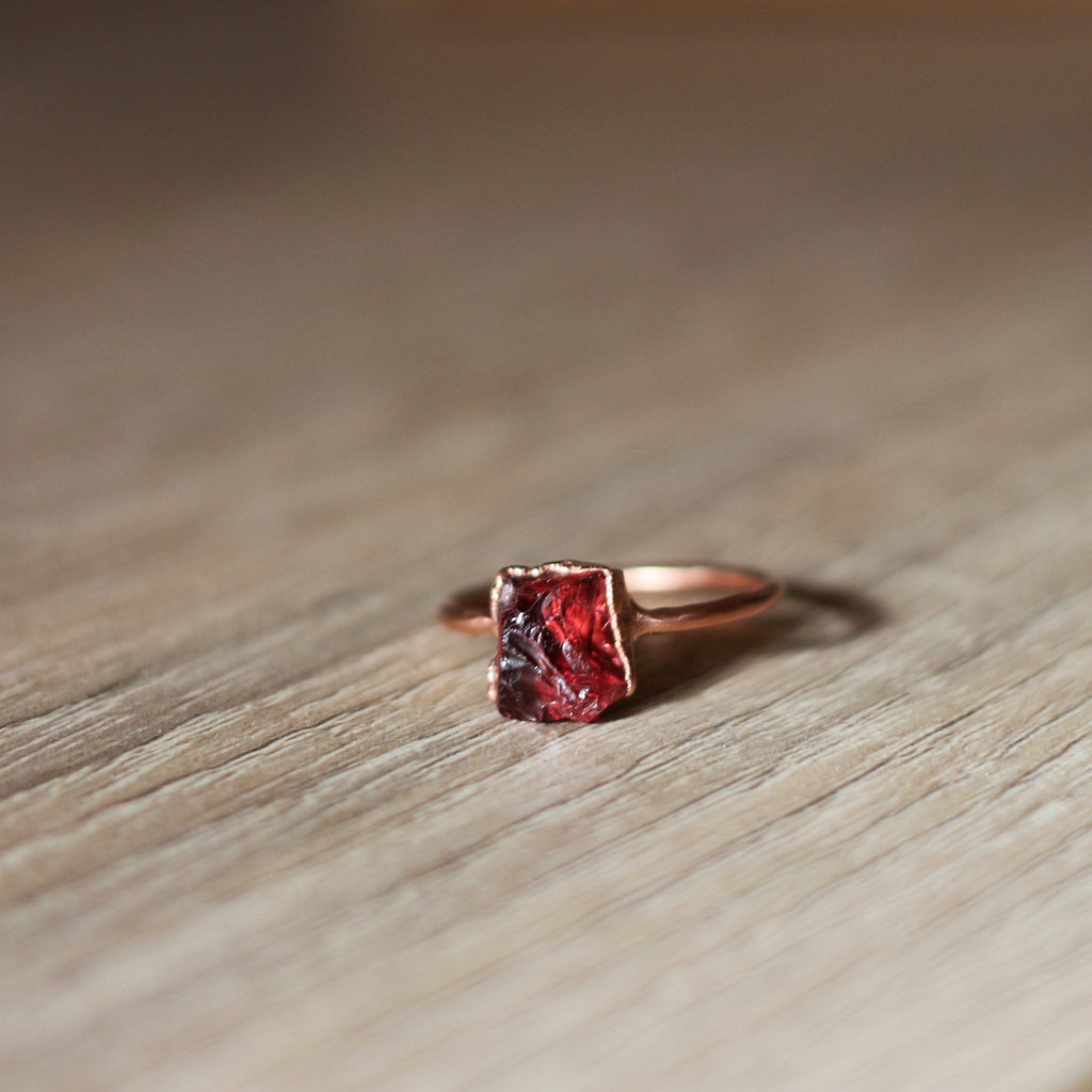 GARNET COCKTAIL RING