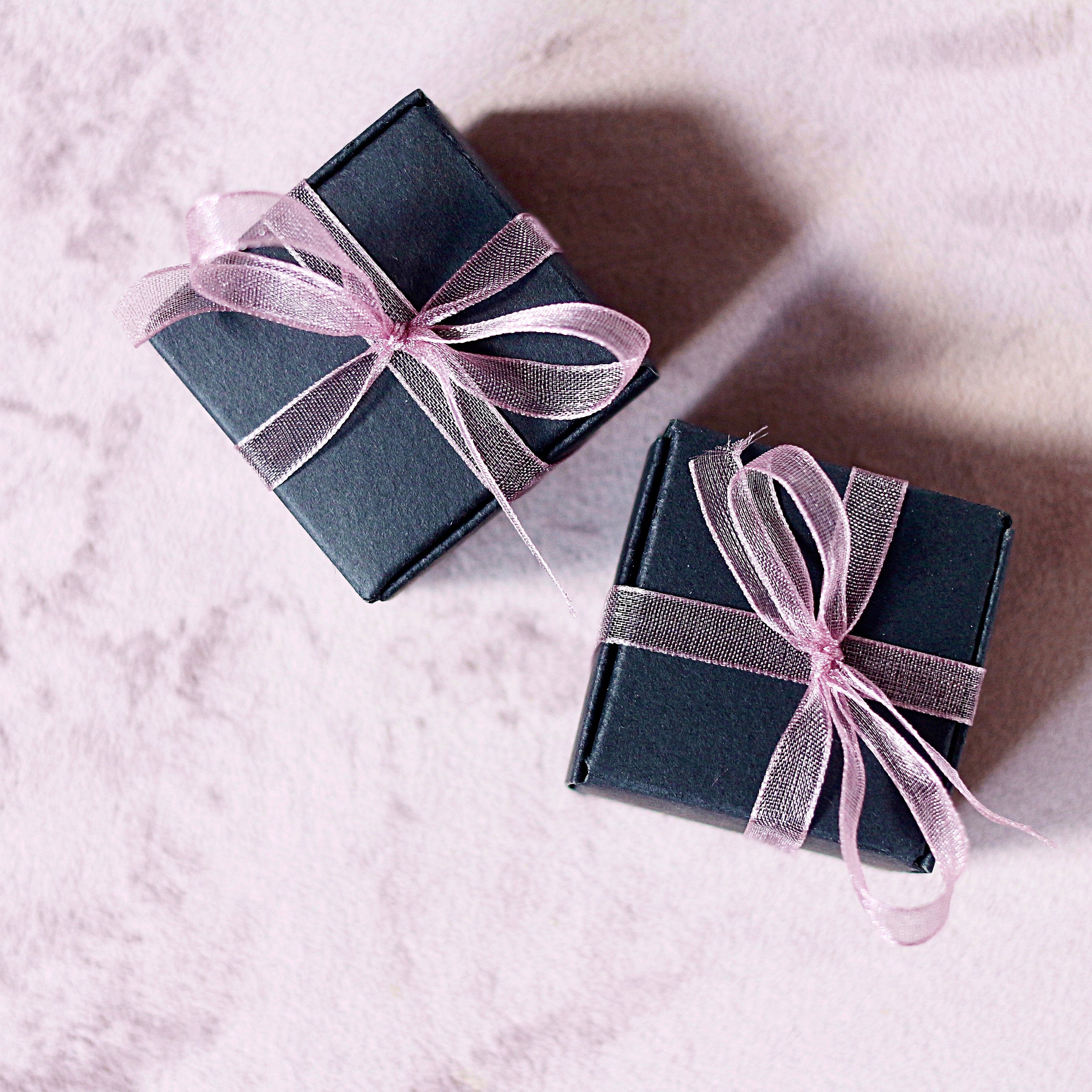 Niriana gift boxes